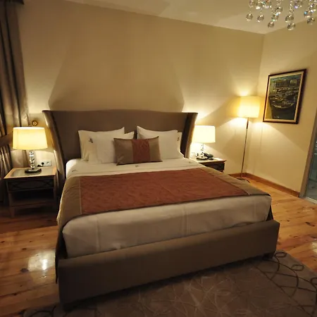 Levante 4*