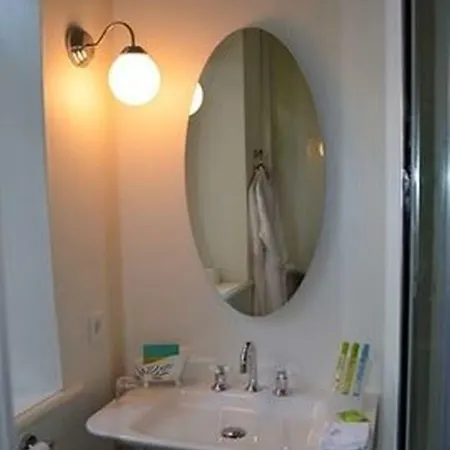 Levante Hotel 4*