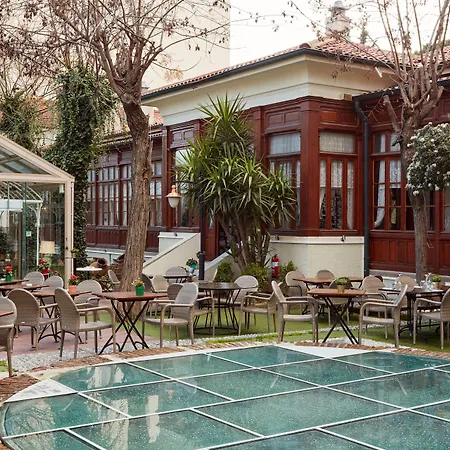 Levante Hotel