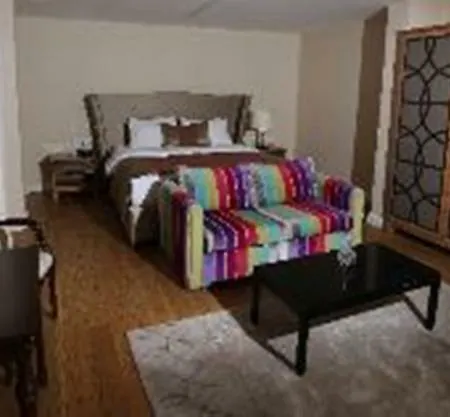 Levante 4*