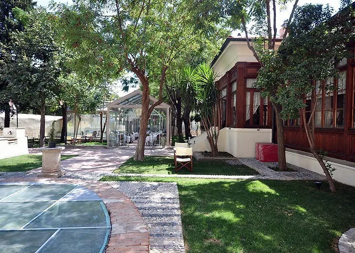 Levante Hotel