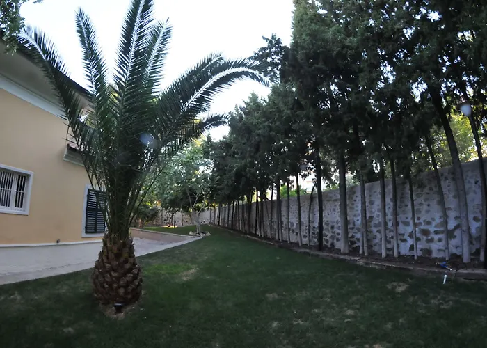 Levante 4*