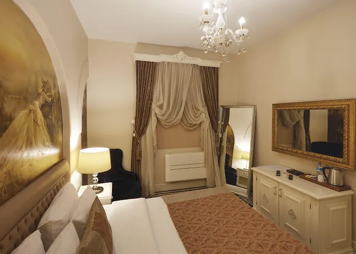 Levante Hotel