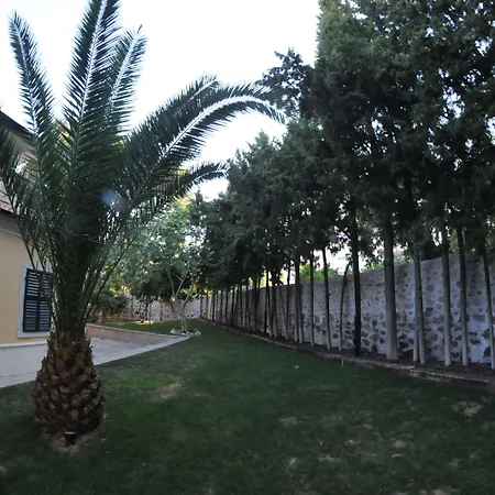 Levante 4*